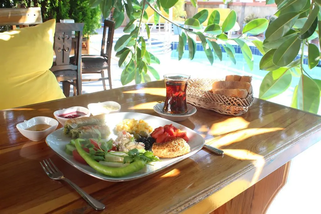 Oya Butik Otel Bodrum 3*,
